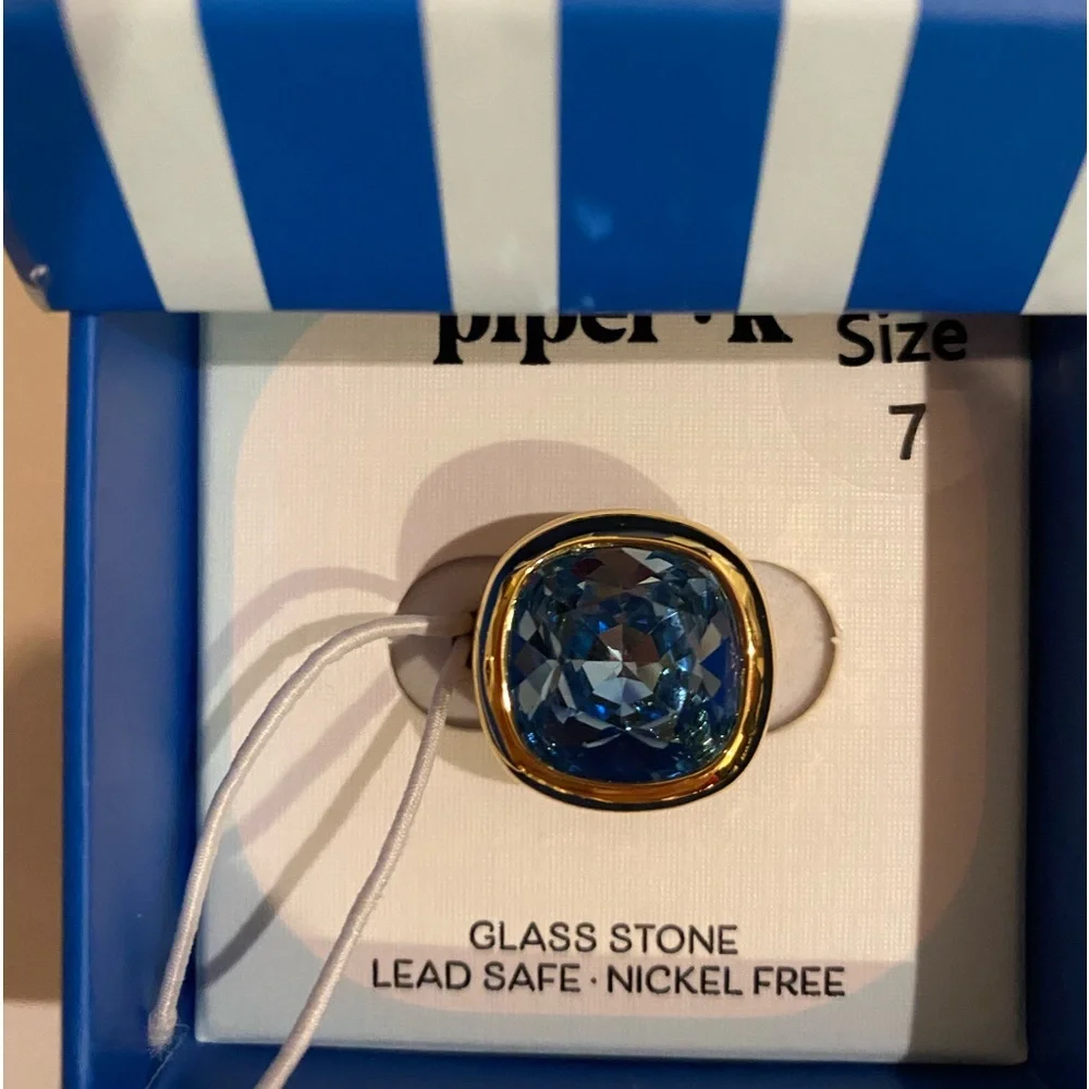 Piper K gold plated ring square shape deep blue glass stone size 7